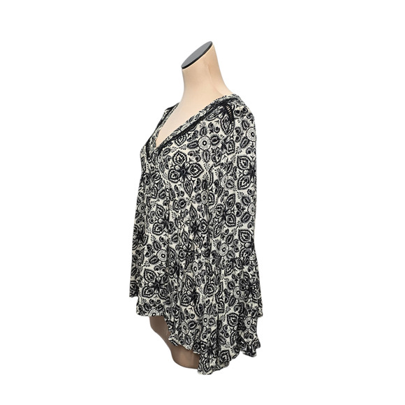 Eri + Ali Blouse Womens Medium Floral Print Bell Sleeve Boho Top Rayon - Picture 10 of 11